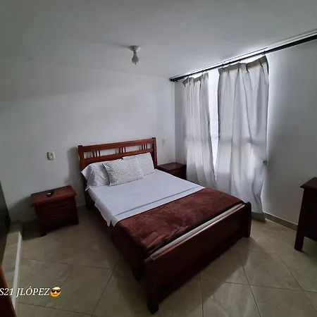 La Casa Perfecta Para Grupos En El Centro Rionegro Exterior foto