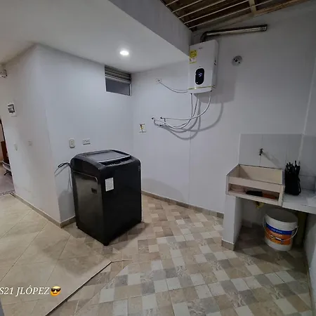 La Casa Perfecta Para Grupos En El Centro Rionegro Exterior foto